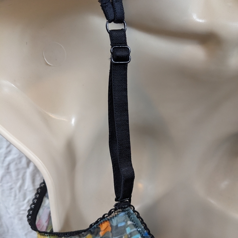 Parade Mesh Colorful Print Bralette Sz 2/2XL - Picture 6 of 8